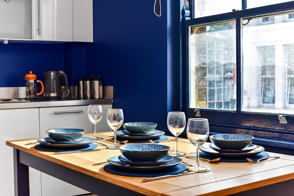 Spacious Cosy 2 Bed Flat, Central ロンドン エクステリア 写真